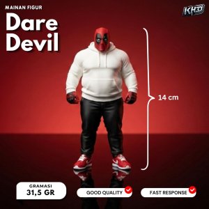 Miniatur Figur Daredevil Kecil